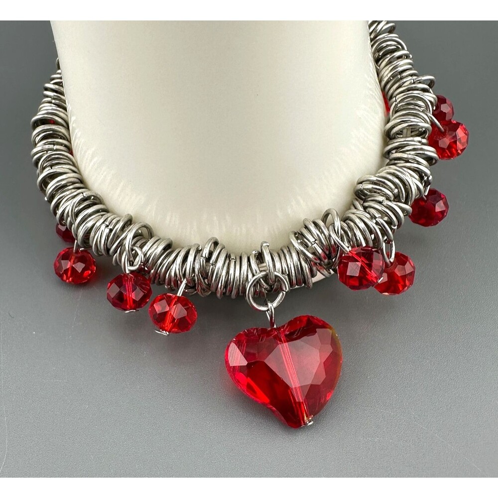 Vintage Charm Bracelet Faceted Red Glass Hearts Silver Tone Stretch Love